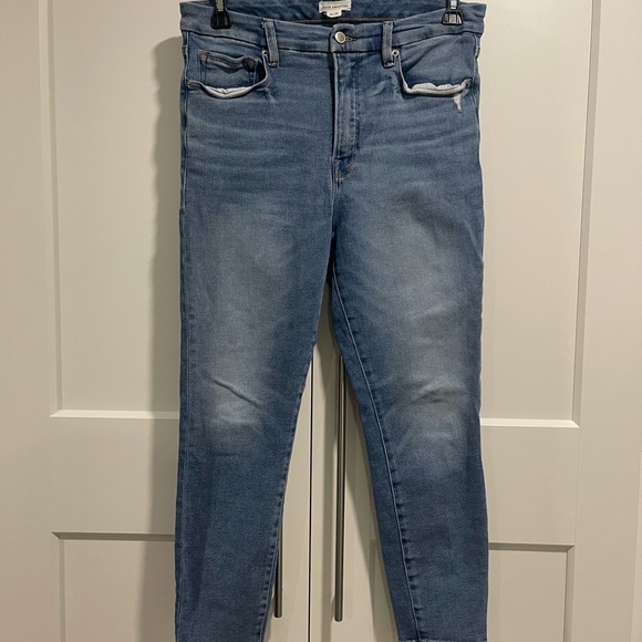 Good American Denim - Good American Good Waist Crop Light Blue Jeans Sz 12 / 31 💕
